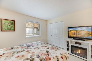 Photo 29: 4 2353 Harbour Rd in Sidney: Si Sidney North-East Row/Townhouse for sale : MLS®# 867635