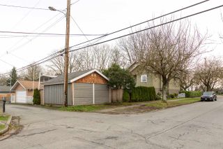 Photo 18: 2203 E 2ND AVENUE in Vancouver: Grandview VE House for sale (Vancouver East)  : MLS®# R2240985