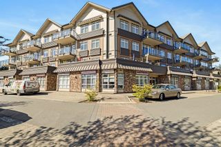 Main Photo: 303 2220 Sooke Rd in Colwood: Co Hatley Park Condo for sale : MLS®# 962707