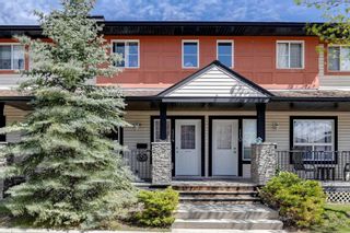 Main Photo: 114 Eversyde Common SW in Calgary: Evergreen Row/Townhouse for sale : MLS®# A2133073
