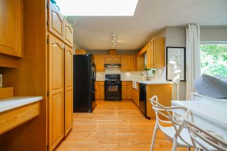 Photo 12: 12148 MAKINSON Street in Maple Ridge: Northwest Maple Ridge House for sale : MLS®# R2504100