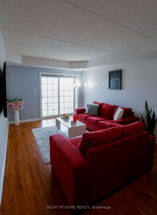 Photo 4: 310 7428 Markham Road in Markham: Middlefield Condo for sale : MLS®# N8226080