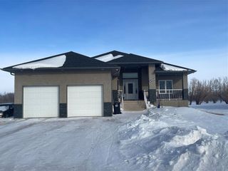 Photo 2: 2200 ASH Lane in Ile Des Chenes: R07 Residential for sale : MLS®# 202303305