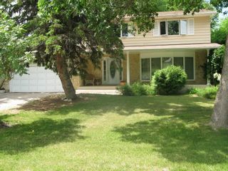 Photo 1: 109 Linacre Road in Winnipeg: Fort Richmond Single Family Detached for sale (South Winnipeg)  : MLS®# 1425469