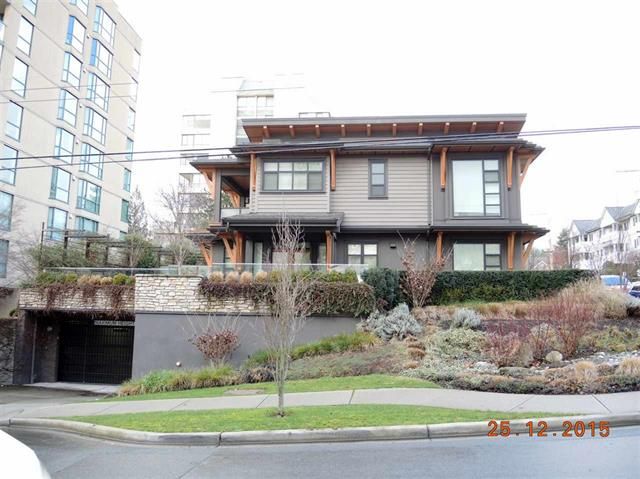 Main Photo: 611 14TH STREET in WEST VANCOUVER: Ambleside House for sale (West Vancouver)  : MLS®# R2021666