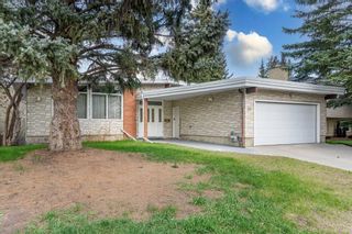 Main Photo: 10 Varshaven Place NW in Calgary: Varsity Detached for sale : MLS®# A2134565