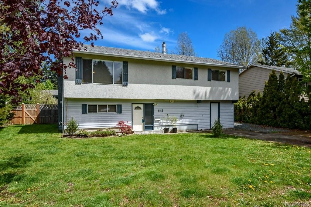 Main Photo: 1960 Urquhart Ave in Courtenay: CV Courtenay City House for sale (Comox Valley)  : MLS®# 903355