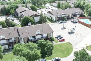 Photo 3: 27 70 Paddington Road in Winnipeg: River Park South Condominium for sale (2F)  : MLS®# 202217979