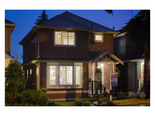 Main Photo: 4589 JAMES Street in Vancouver: Main House for sale (Vancouver East)  : MLS®# V976738