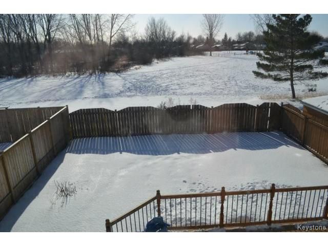Photo 18: Photos: 10 Carriage House Road in WINNIPEG: St Vital Residential for sale (South East Winnipeg)  : MLS®# 1504404