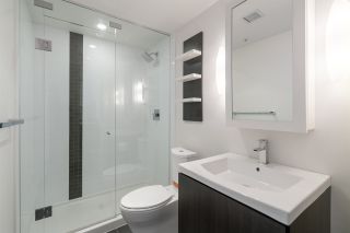 Photo 17: 305 1775 QUEBEC Street in Vancouver: Mount Pleasant VE Condo for sale in "OPSAL" (Vancouver East)  : MLS®# R2475039