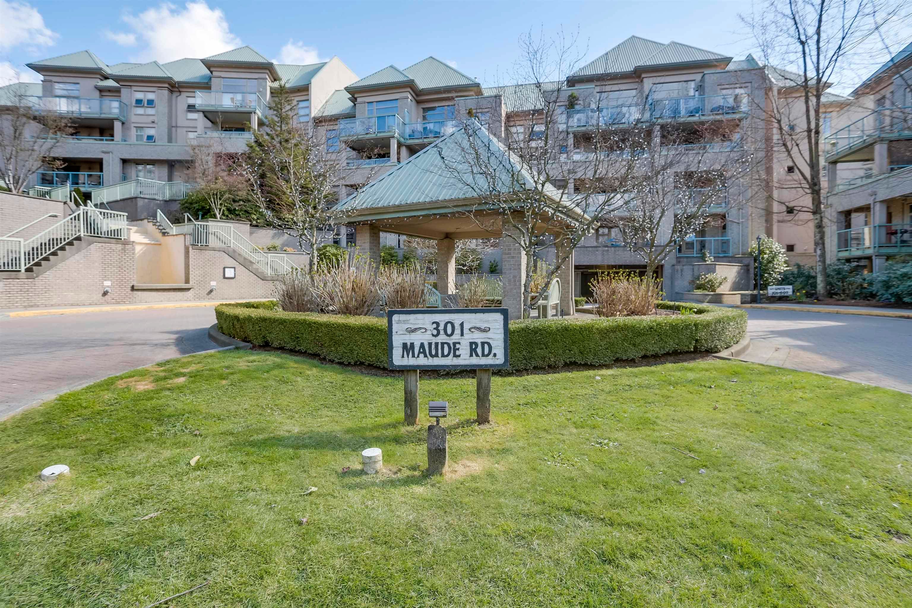 Main Photo: 412A 301 MAUDE Road in Port Moody: North Shore Pt Moody Condo for sale in "HERITAGE GRAND" : MLS®# R2752504