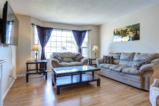 Photo 3: 8253 FUJINO Street in Mission: Mission BC House for sale in "CHERRY HILL" : MLS®# R2127412