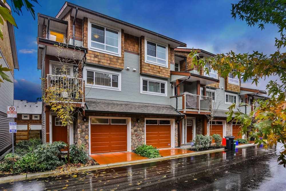 Main Photo: 55 23651 132 Avenue in Maple Ridge: Silver Valley Townhouse for sale in "MYRONS MUSE" : MLS®# R2439259