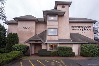 Photo 1: 101 7070 West Saanich Rd in BRENTWOOD BAY: CS Brentwood Bay Condo for sale (Central Saanich)  : MLS®# 784095