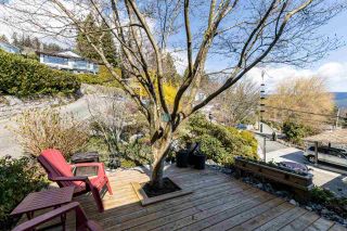 Photo 3: 1061 CHAMBERLAIN Drive in North Vancouver: Lynn Valley House for sale : MLS®# R2449836