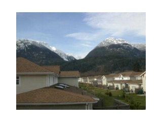 Photo 6: 20 1821 WILLOW Crescent in Squamish: Garibaldi Estates Townhouse for sale in "WILLOW VILLAGE" : MLS®# V1061460