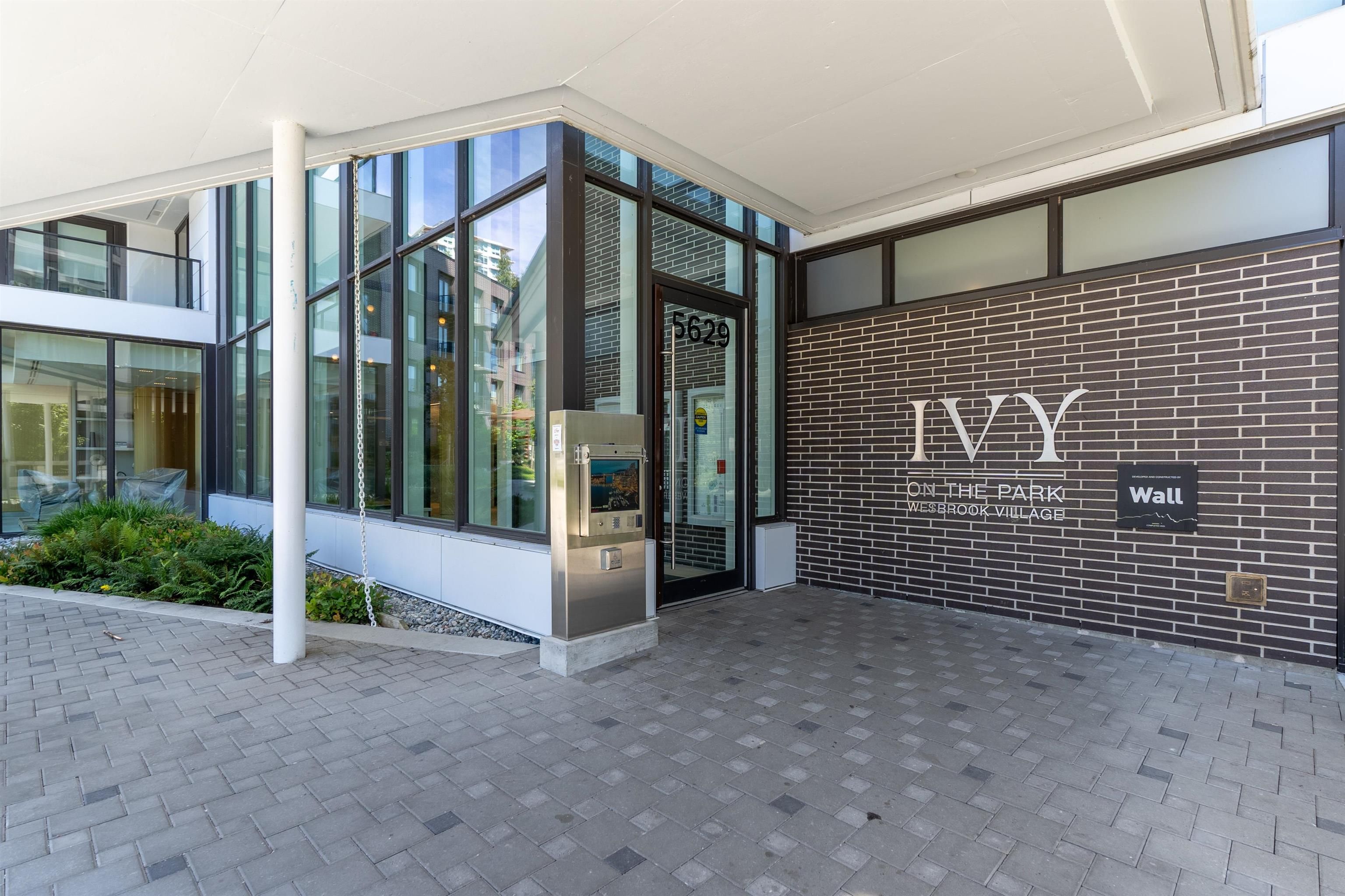 Main Photo: 601 5629 BIRNEY Avenue in Vancouver: University VW Condo for sale in "IVY ON THE PARK" (Vancouver West)  : MLS®# R2829006
