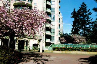 Photo 1: 605 6188 PATTERSON Avenue in Burnaby: Metrotown Condo for sale in "WIMBLEDON CLUB" (Burnaby South)  : MLS®# R2257314