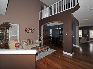 Photo 6: 129 EVANSCOVE Circle NW in Calgary: Evanston House for sale : MLS®# C4185596