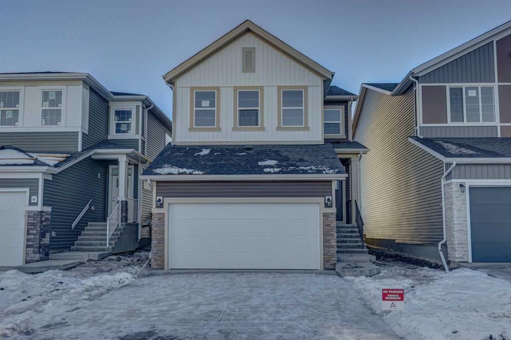 Main Photo: 118 Amblehurst Way NW in Calgary: C-527 Detached for sale : MLS®# A2098100