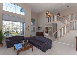 Photo 4: 10635 CHESTNUT Place in Surrey: Fraser Heights House for sale in "Glenwood" (North Surrey)  : MLS®# R2338110