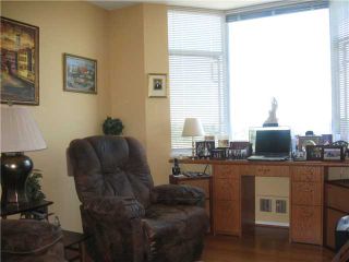 Photo 8: 1401 123 E KEITH Road in North Vancouver: Lower Lonsdale Condo for sale in "VICTORIA PLACE" : MLS®# V837054