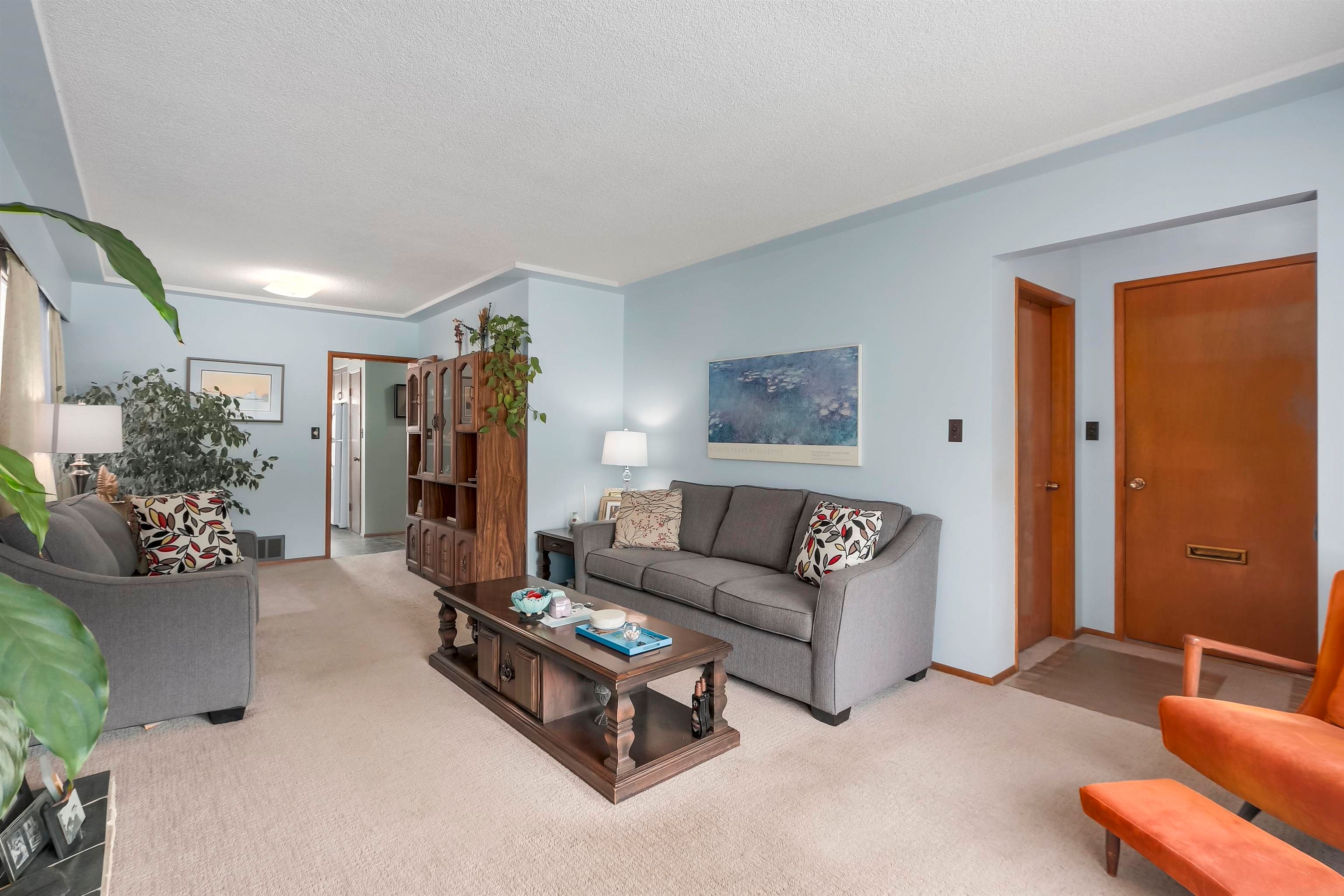 Photo 4: Photos: 4546 ELGIN Street in Vancouver: Knight House for sale (Vancouver East)  : MLS®# R2635444
