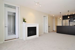 Photo 4: 312 7138 COLLIER Street in Burnaby: Highgate Condo for sale in "STANDFORD HOUSE" (Burnaby South)  : MLS®# R2224760
