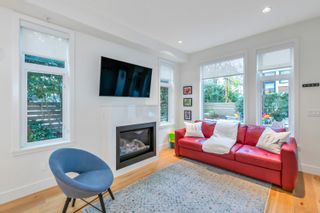 Photo 1: 1078 NICOLA Street in Vancouver: West End VW Townhouse for sale in "Nicola Mews" (Vancouver West)  : MLS®# R2741955