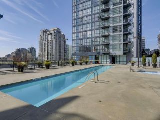 Photo 16: 2305 1155 SEYMOUR Street in Vancouver: Downtown VW Condo for sale in "BRAVA" (Vancouver West)  : MLS®# R2266500