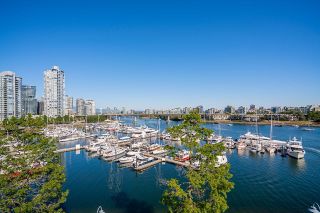 Photo 37: 322 1228 MARINASIDE Crescent in Vancouver: Yaletown Townhouse for sale in "CRESTMARK II" (Vancouver West)  : MLS®# R2720312