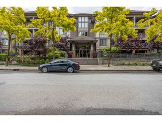 Photo 1: 308 2468 ATKINS Avenue in Port Coquitlam: Central Pt Coquitlam Condo for sale in "BORDEAUX" : MLS®# R2463390