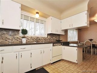Photo 9: 2333 Malaview Ave in SIDNEY: Si Sidney North-East House for sale (Sidney)  : MLS®# 629965