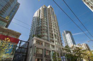 Photo 1: 1501 480 ROBSON Street in Vancouver: Downtown VW Condo for sale in "R & R" (Vancouver West)  : MLS®# R2829841