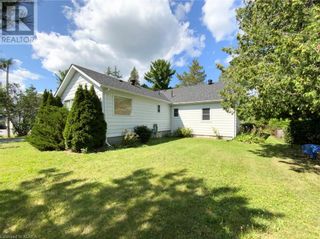 Photo 1: 48 LITTLE BOB Drive in Bobcaygeon: House for sale : MLS®# 40464245