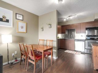 Photo 6: 202 111 W 10TH Avenue in Vancouver: Mount Pleasant VW Condo for sale (Vancouver West)  : MLS®# R2208429
