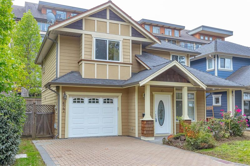 FEATURED LISTING: 627 Treanor Ave Langford