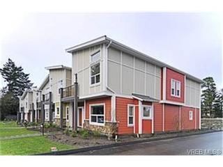 Photo 1:  in VICTORIA: La Langford Proper Row/Townhouse for sale (Langford)  : MLS®# 452010
