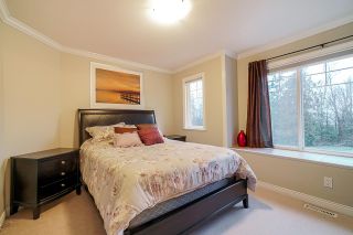 Photo 15: 6188 164 Street in Surrey: Cloverdale BC House for sale in "CLOVER RIDGE" (Cloverdale)  : MLS®# R2432197