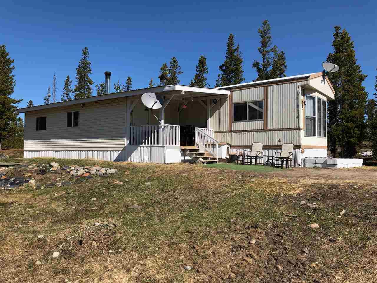 Main Photo: 2115 DORSEY Road in Williams Lake: Williams Lake - Rural West Manufactured Home for sale (Williams Lake (Zone 27))  : MLS®# R2571214