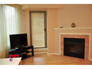 Photo 2: 302 3070 Guildford Way in Coquitlam: North Coquitlam Condo for sale : MLS®# V1126460
