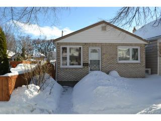 Main Photo: 428 Arnold Avenue in WINNIPEG: Fort Rouge Residential for sale (South Winnipeg)  : MLS®# 1403604