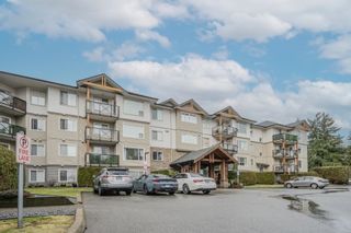 Photo 1: 302 2955 DIAMOND Crescent in Abbotsford: Abbotsford West Condo for sale in "Westwood" : MLS®# R2861166