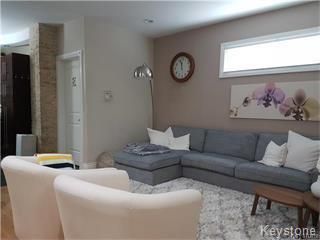 Photo 4: 641 Bannatyne Avenue in Winnipeg: Central Residential for sale (9A)  : MLS®# 1807698