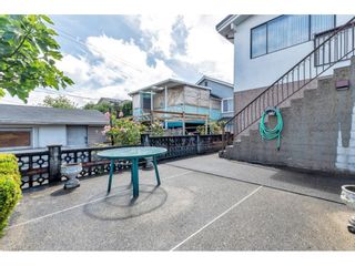 Photo 31: 2551 NAPIER STREET in Vancouver: Renfrew VE House for sale (Vancouver East)  : MLS®# R2593810