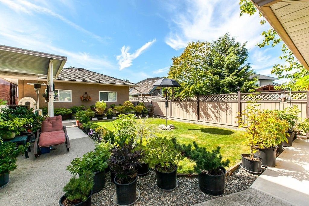 Photo 46: Photos: 21709 44 Avenue in Langley: Murrayville House for sale : MLS®# R2100635