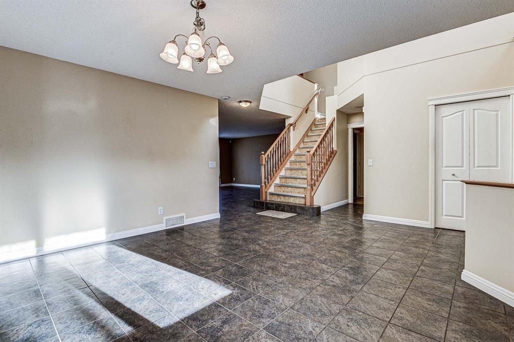 Photo 26: Photos: 64 Everbrook Drive SW in Calgary: Evergreen Detached for sale : MLS®# A1053300