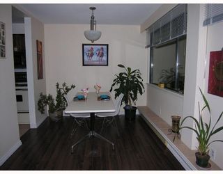 Photo 4: 204 444 LONSDALE Avenue in North_Vancouver: Lower Lonsdale Condo for sale (North Vancouver)  : MLS®# V688529