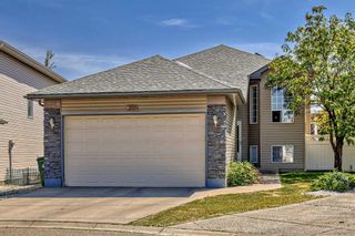 Photo 1: 359 Hidden Ranch Place NW in Calgary: Hidden Valley Detached for sale : MLS®# A2056197